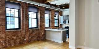 128 Chandler Street - Unit 402 Gallery 1