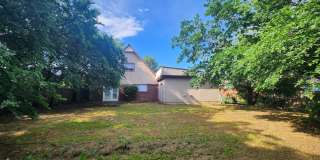 Very nice home located in the Eisenhower Village! NO PETS! Gallery 16