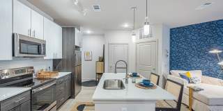 The Tristan Gallery 13