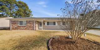 MODERN, meticulously maintained 4 bedroom/2 Bath Ranch - INCLUDES LANDSCAPING! Gallery 1