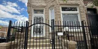 2451 W Jackson Boulevard Gallery 1