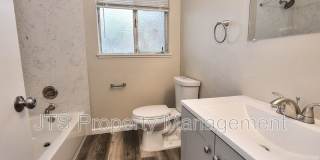 6565 S. Land Park Drive Gallery 32