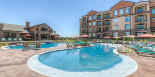 Edgewater at City Center Gallery 13