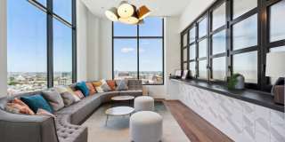 Broad + Noble Gallery 24