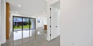 2504 23rd St W Gallery 6