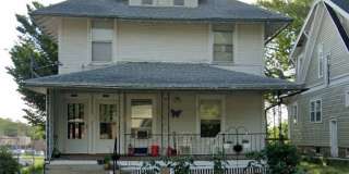 Almar - 2630-32 Douglas St. Gallery 1