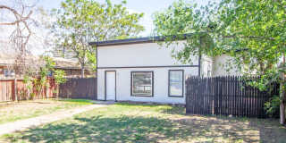 Updated 2 bed 1 bath house Gallery 1