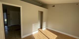 1409 SW 11th Pl Gallery 8