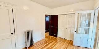 268 Willis Gallery 3