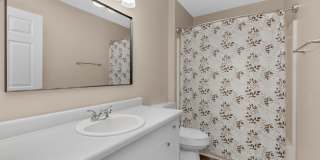 Charming 3BR Home with Fenced Yard, Garden Tub & Double Vanity Gallery 27