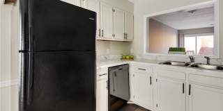 5940 Laguna Drive Gallery 10