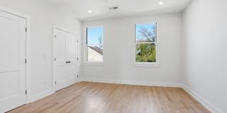 222 HERMITAGE Street Gallery 28