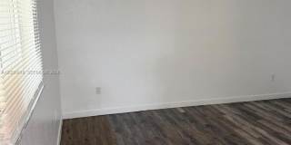374 NE 27th Ave Gallery 9