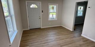 1703 N VALLEY Avenue Gallery 58