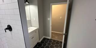 1333 E NORTH Avenue Gallery 10