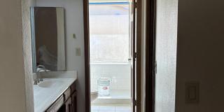 701 W SUMMIT Place Gallery 15