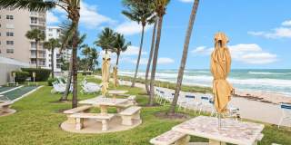 1050 Hillsboro Mile Gallery 30