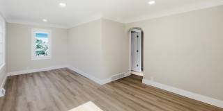 2130 Brady Avenue Gallery 7
