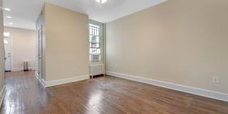 618 COLUMBIA Road NW Gallery 4