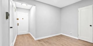 17006 Crocheron Ave Gallery 10