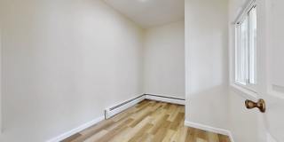 112 Greenwood Street Gallery 21