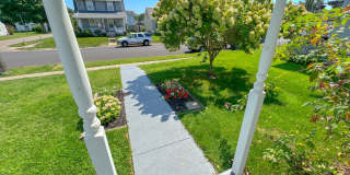 Gorgeous 3BR Ranch Rental Home in Newark - Available Mid August! Gorgeous 3BR Ranch Rental Home in Newark - Available Mid August! Gallery 17