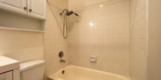 1953 BUDDING BLVD Gallery 12