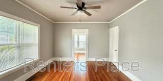 204 South Birch Street Gallery 20