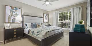 Village on the Parkway Apartments Gallery 8