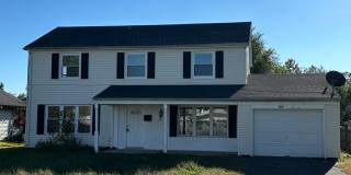 Fantastic 2 Story Colonial Single-Family Home Gallery 1