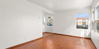 Recently Renovated University Heights 2 Bed 1 Bath with 2 off-street parking spaces! Pet OK! Gallery 8