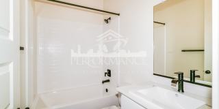 Stunning 4 Bed/3 Bath SW Bakersfield Home w/ Paid Solar and $0 Deposit Option Gallery 17