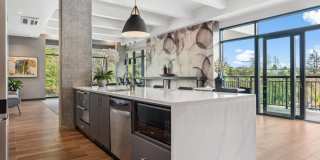 Cru at Willows Gallery 30