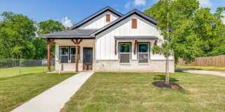 747 N Wilhite Street Gallery 1