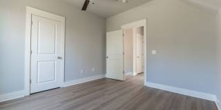 2 BR/1.5 BA in the Willow Bend S/D Gallery 15
