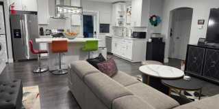 615 SW 9th Street Gallery 15