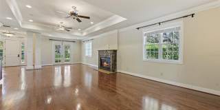 1701 WALNUT AVENUE Gallery 24