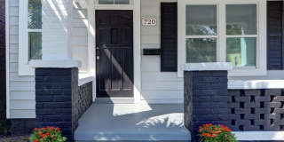 Large 3BR/1BA Downtown Savannah Home For Rent Gallery 3