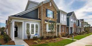 Room for Rent in 3 Bedroom Townhome at 1029 Beatty Woods Ln Gallery 1