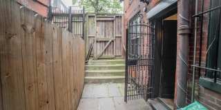 2116 WALNUT Street Gallery 11