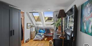197 Monitor St Gallery 10