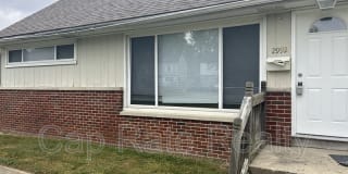 2992 E Moreland Dr Gallery 1