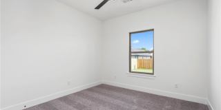 110 N Banner Avenue Gallery 28