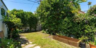 537 N Poinsettia Pl Gallery 21