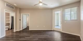 Los Alamitos Luxury Apartments Gallery 77