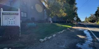Ground Floor, Single Story 2-Bedroom 2-Bath Condo with Pool Access! Gallery 1