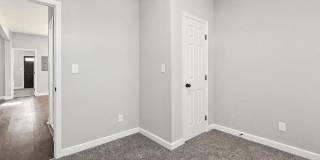 2301 Whittier Avenue - 1 Gallery 19