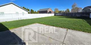 Spacious & Updated 2 Bedroom, 2 Bathroom Twin Home in Ammon with Garage, Fenced Backyard, and Hookups (Idaho Falls) for Rent by Real Property Management Gallery 25