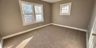 299 N Ogden Avenue Gallery 7