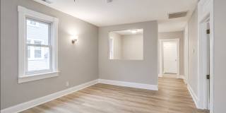Three Bedroom Home in Middle River Gallery 7